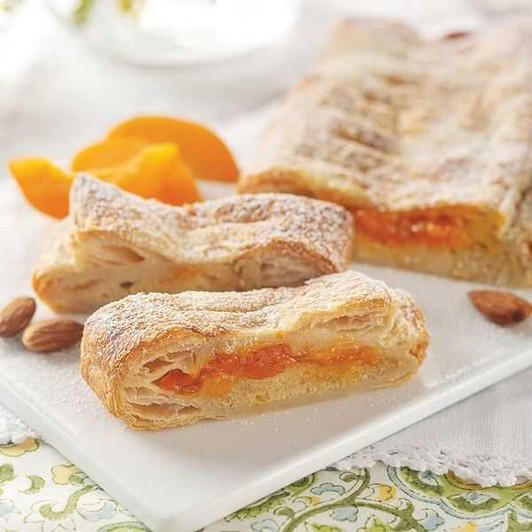 Apricot Almond Strudel SendaMeal.com