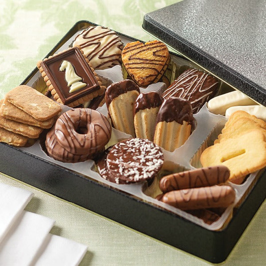 Classic Cookie Tin featuring an assortment of 53 European chocolate and shortbread cookies in a decorative keepsake tin