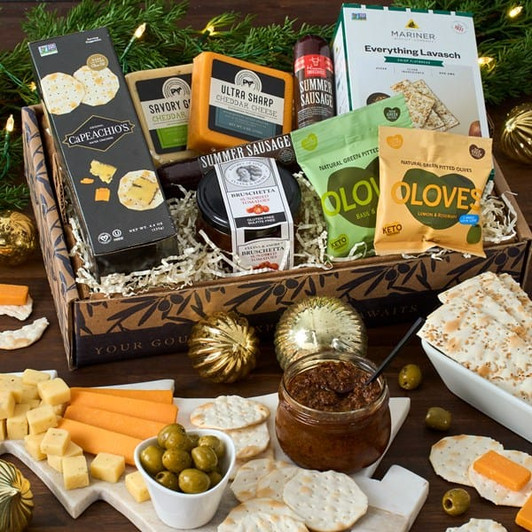 Holiday Gourmet Meat & Cheese Sampler Deluxe