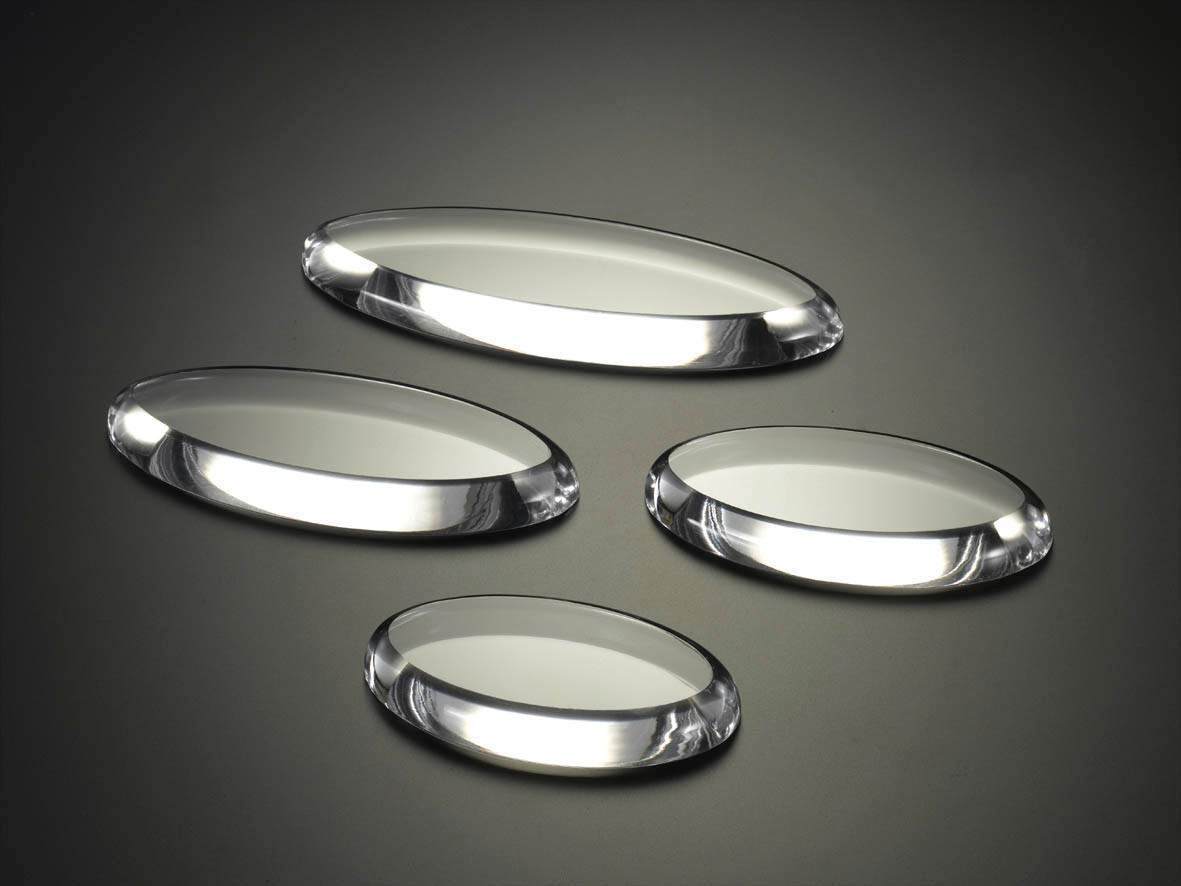 9"L CLEAR OBLONG BASE
