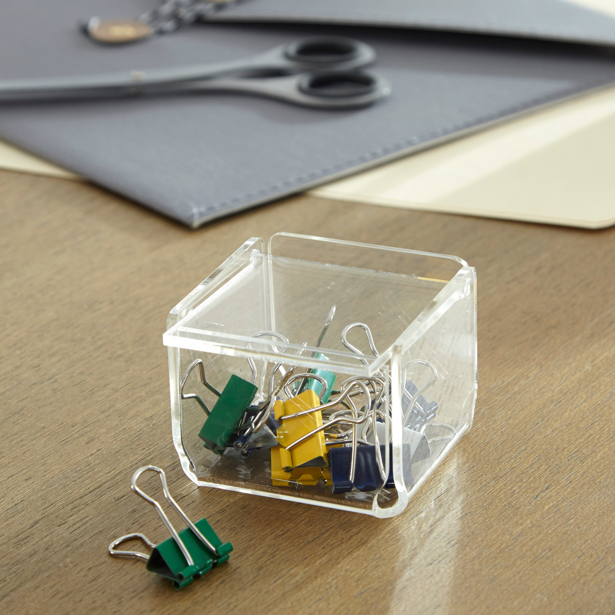  LIDDED BOX (LEFT)