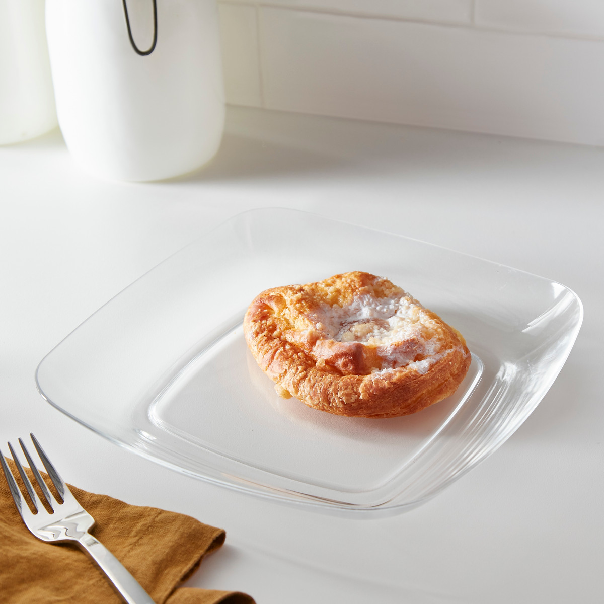  MED SQUARE DISH