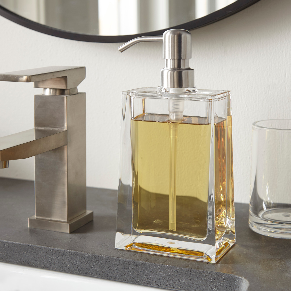 HOTEL LUXE SOAP PUMP DISPENSER