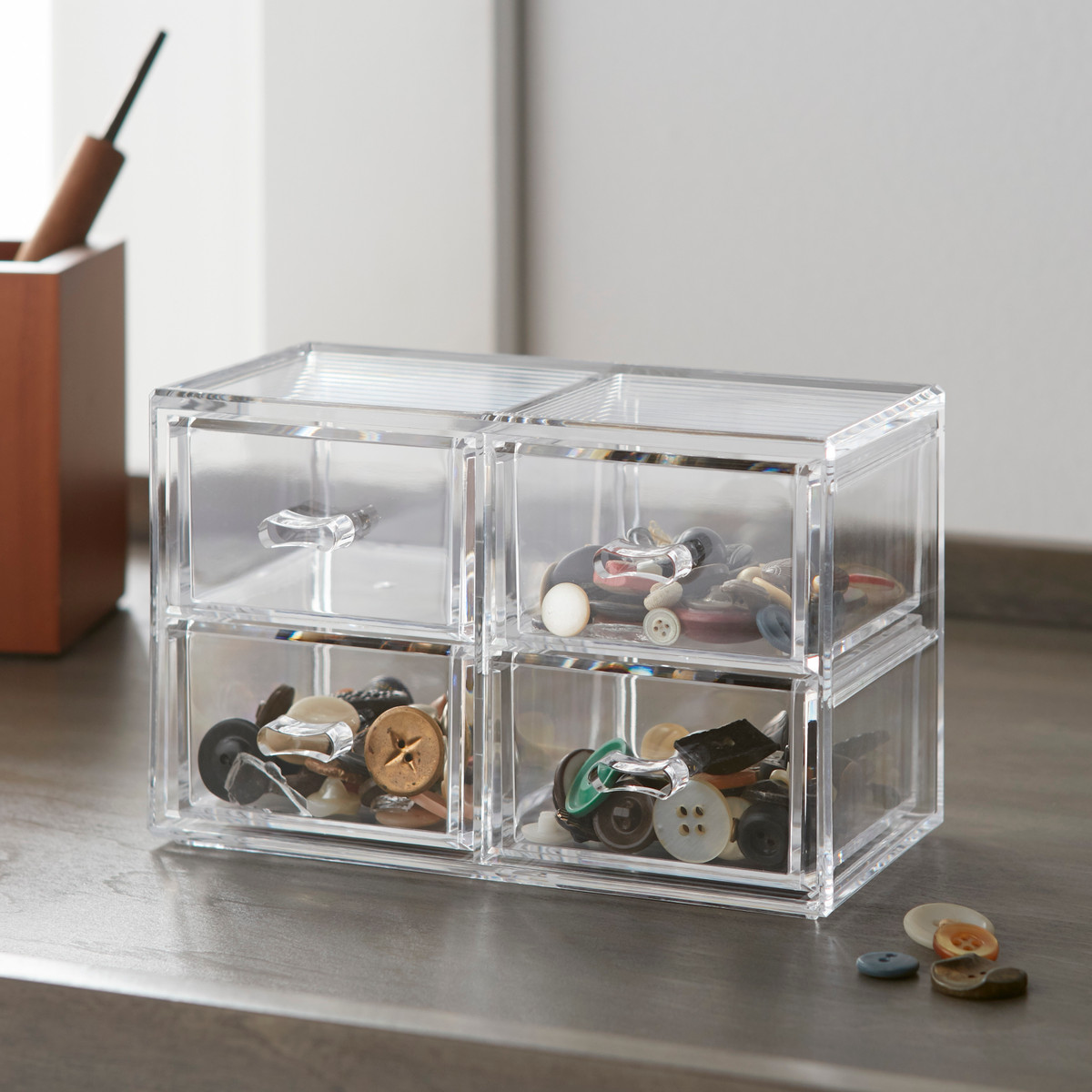 UPRIGHT 4-DRAWER CHEST (STACKABLE)