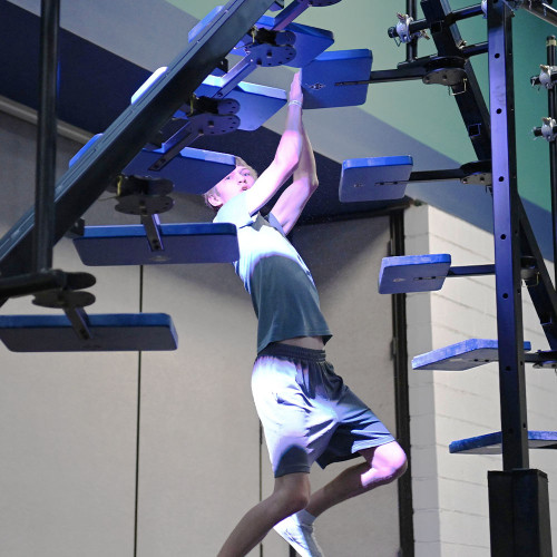 Athlete using Devil Step Modules on the Spine v2