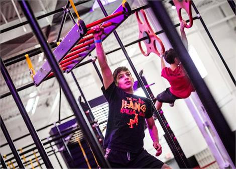 DEMO Hanging Ladder