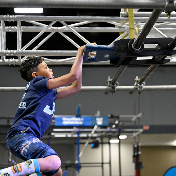 Athlete using Mic Drop