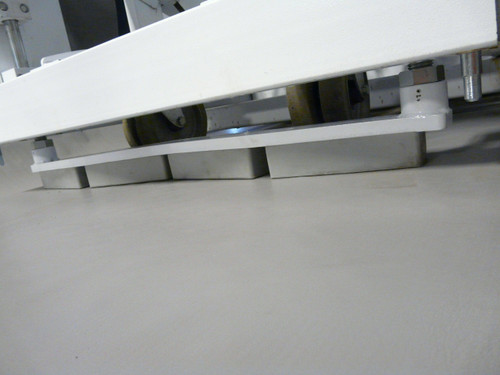 Bison T-Rex Americana Manual Portable Basketball Hoop - 72 Inch Glass