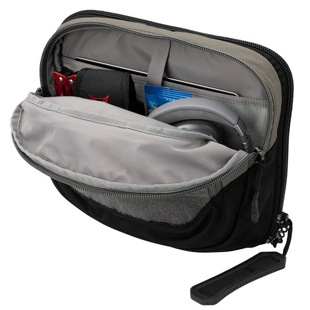 Vertx Tourist Sling | Black / Black