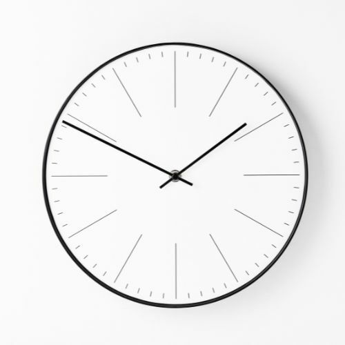 A picture of a clock linking to the opening hours page for the Funky Duck Vinyl record store