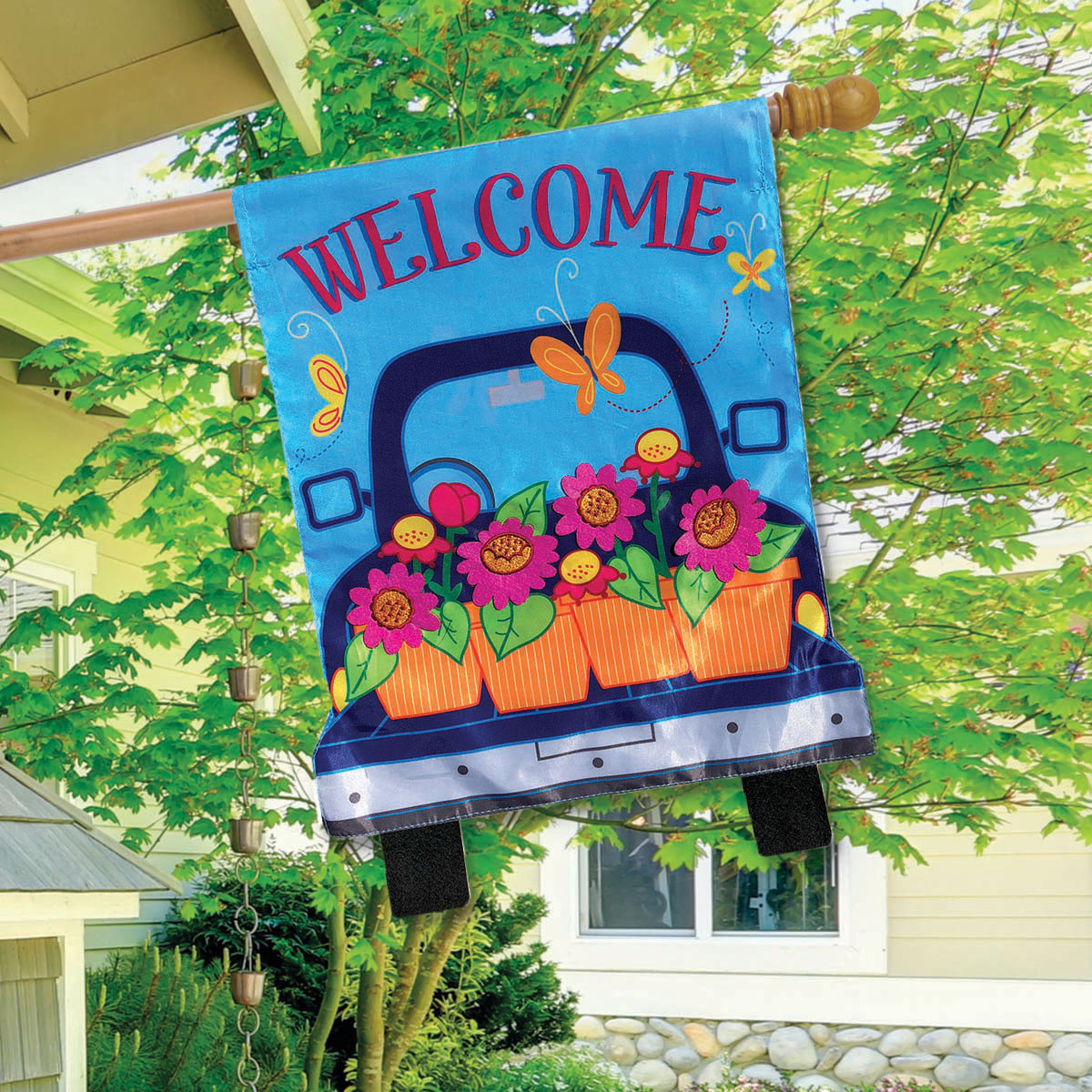 Spring Pickup Applique House Flag - Briarwood Lane