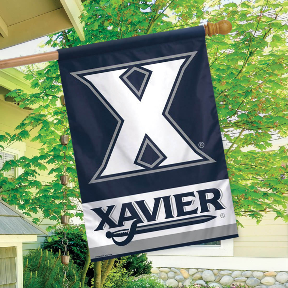 Xavier University NCAA Vertical House Flag - DiscountDecorativeFlags.com
