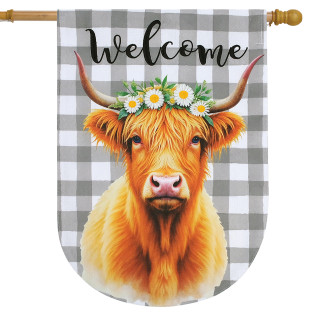 Checkered Highland Cow Burlap House Flag with floral crown and welcome text on gray background.