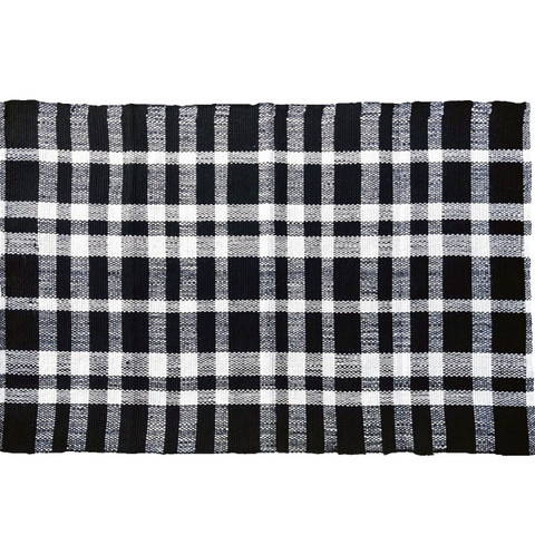 Black and White Plaid Layering Mat
