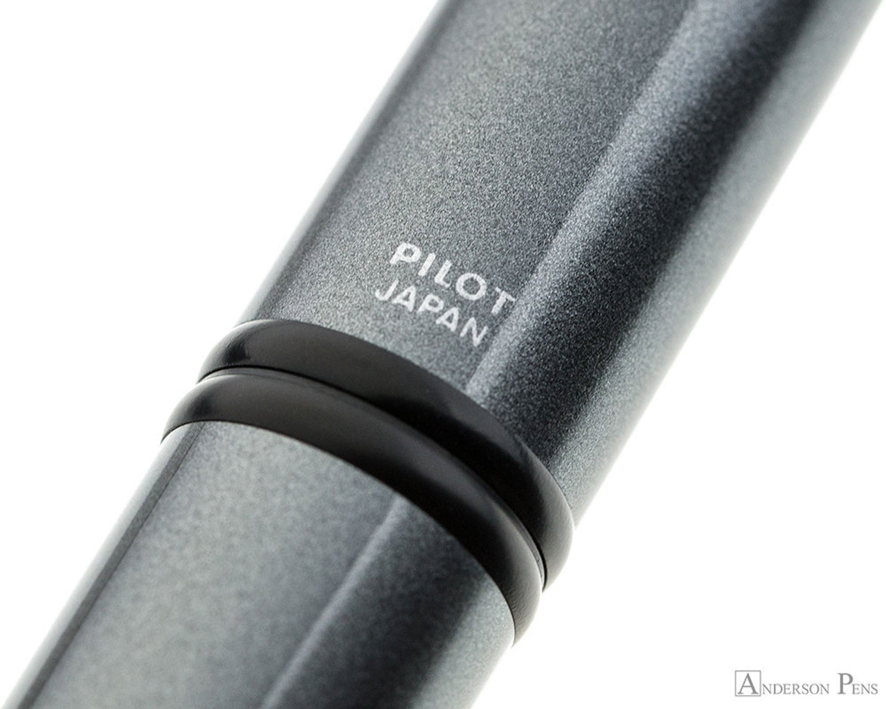 Genuine Pilot Vanishing Point Retractable Fountain Pen, Matte Black