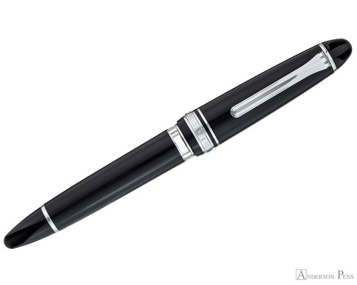 Sailor 1911 Realo Fountain Pen - Black with Silver Trim