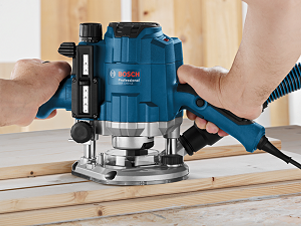 Bosch GOF 1250 CE Router