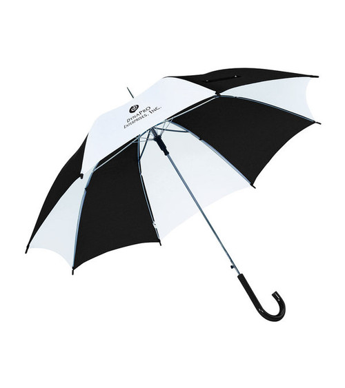 Regenschirm mit Metallstiel