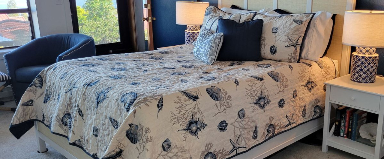 Quilted Coverlet Bedding