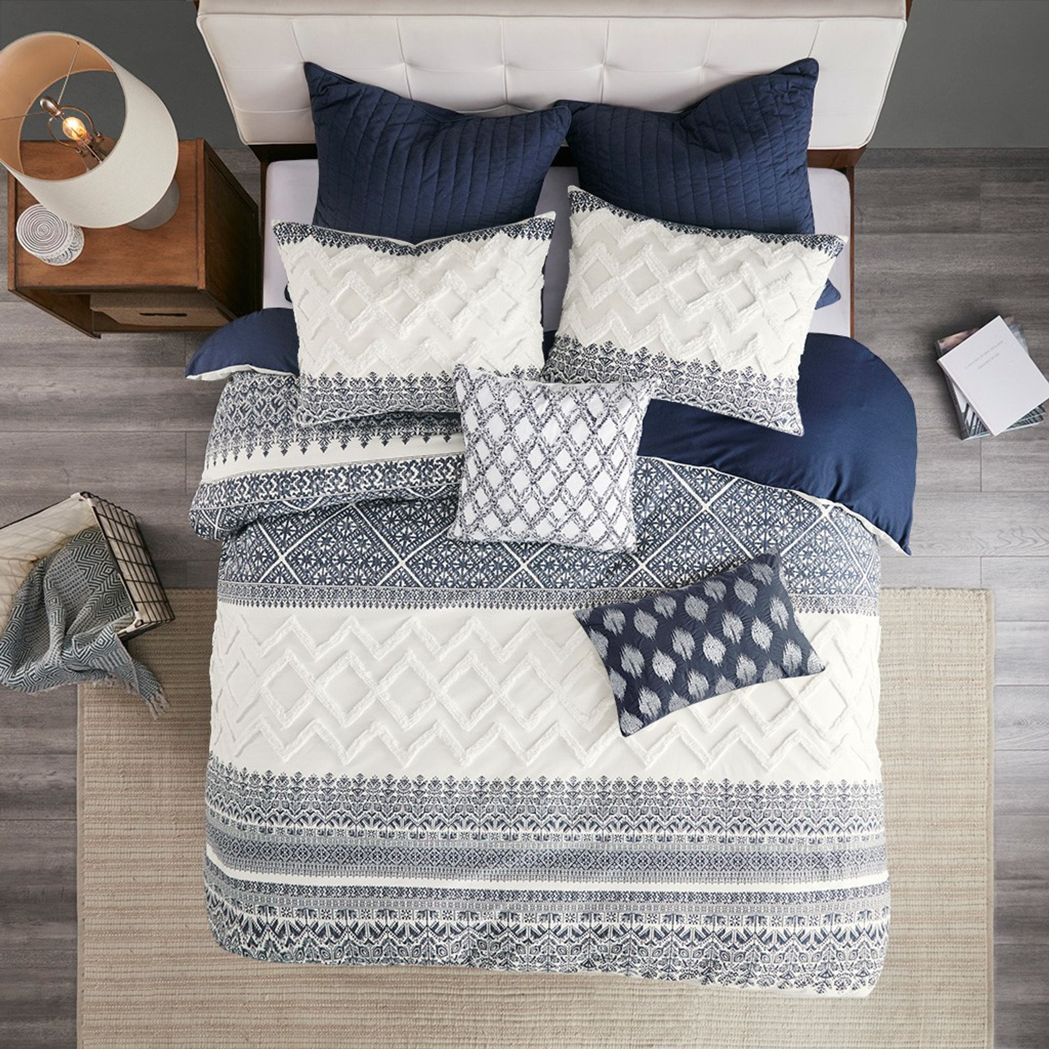 navy white quilt