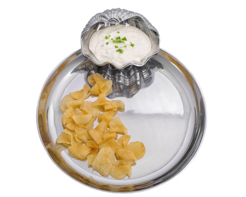 Clam Shaped Chip and Dip Server with chips