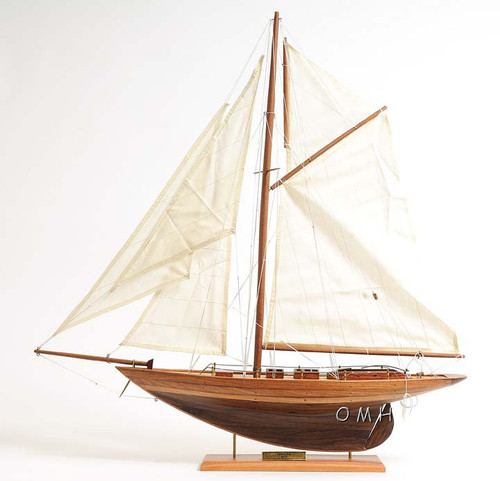 The Pen Duick Sailing Model - Small