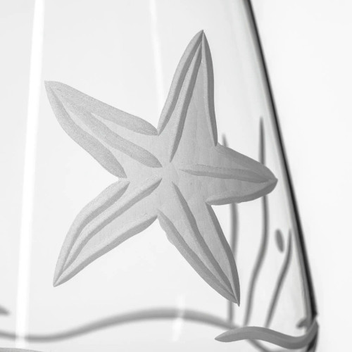 Starfish Etched Set of Four Stemless Wine Glasses close up