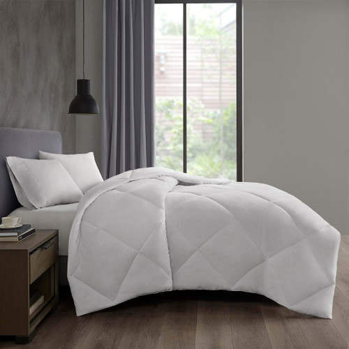 Smart Temp Oversized Down Alternative Queen Size Comforter Insert 