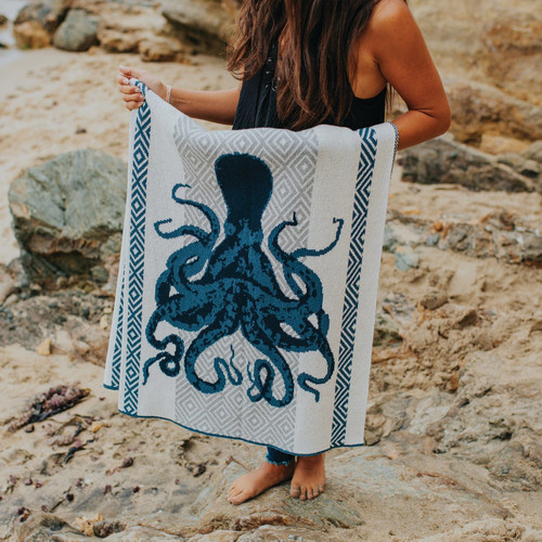 Dark Blue Octopus Diamond Patterned Eco-Knit Throw lifestyle