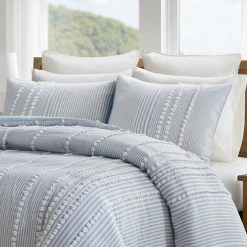 Sailor's Cove King Size 3-Piece Comforter Set close up 1