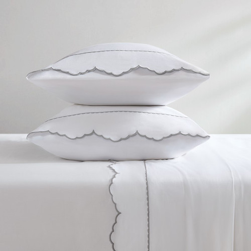 Siesta Fog Scalloped King Size Sheet Set