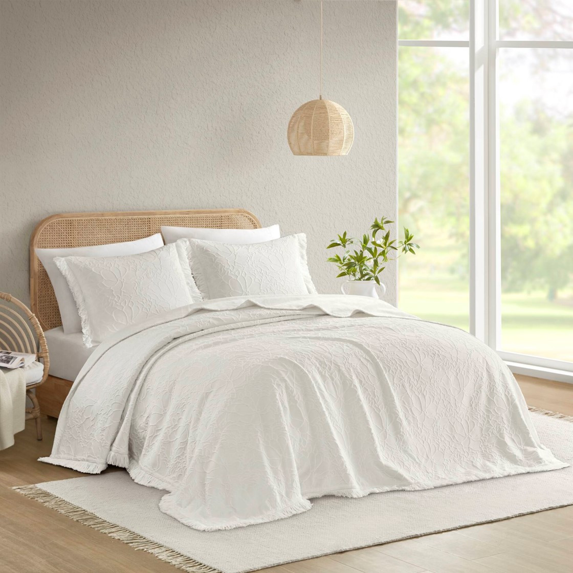 Image of Tropical Floral Cottage Queen Bedspread Set