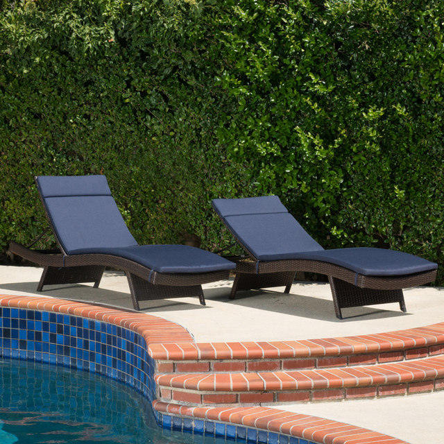 (Set of 2) Florida Outdoor Chaise Lounge Chairs with Navy Cushions