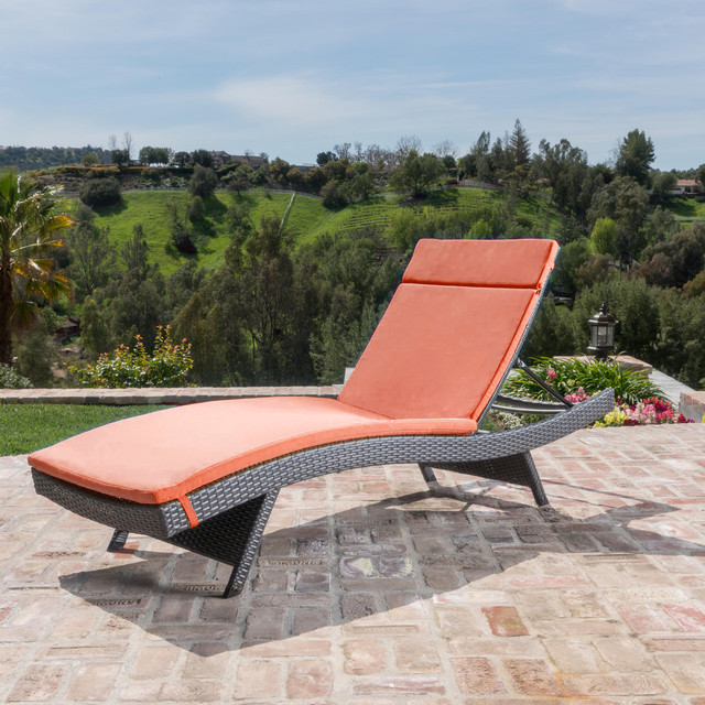 Savana Outdoor Grey Wicker Lounge with Orange Water Resistant Cushion