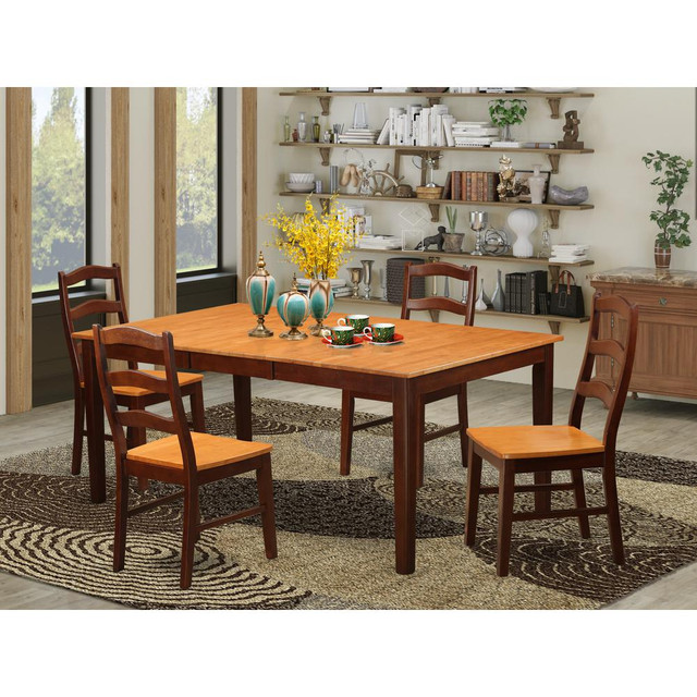 5  Pc  Dining  room  set-Table  with  Leaf  and  4  Dining  Chairs.