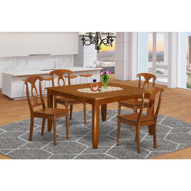 5  Pc  Dining  room  set-Table  with  Leaf  and  4  Kitchen  Chairs.