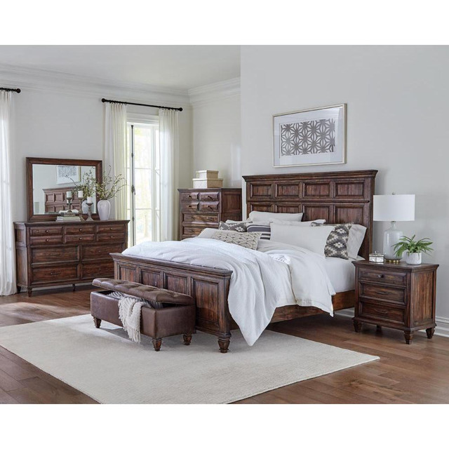 Avenue 5-piece Queen Bedroom Set Weathered Burnished Brown