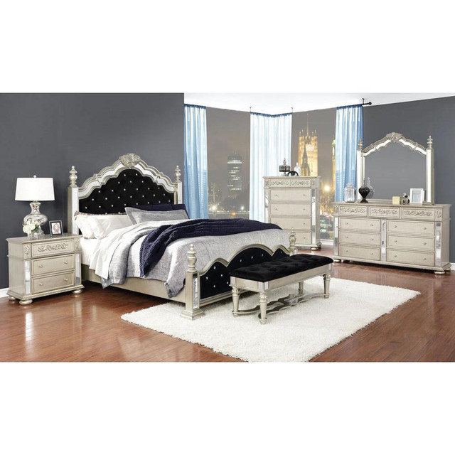 Heidi 5-piece Eastern King Tufted Upholstered Bedroom Set Metallic Platinum