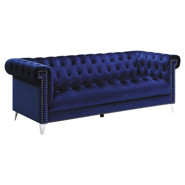 Bleker 2-piece Tuxedo Arm Living Room Set Blue