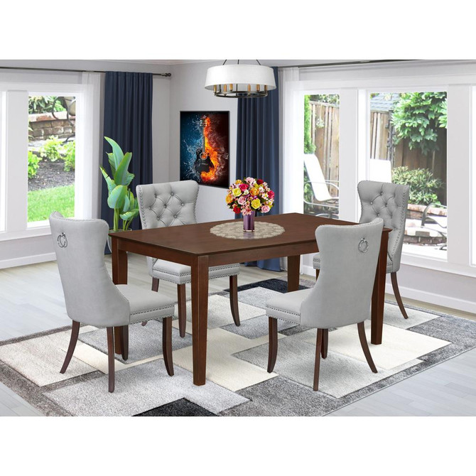 5 Piece Dining Room Table Set Consists of a Rectangle Kitchen Table