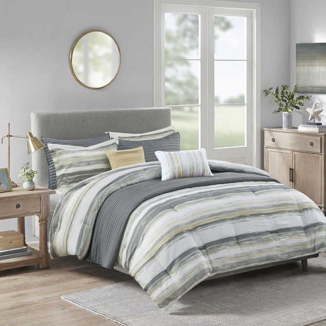 8 Piece Printed Seersucker Comforter and Quilt Set Collection