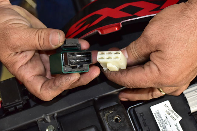 RX3 Cyclone Accessory Outlets Installation Image