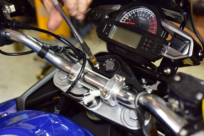 Heated Grips Installation Image