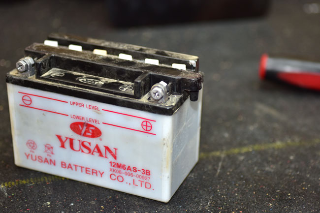 TT250 Battery Maintenance Image