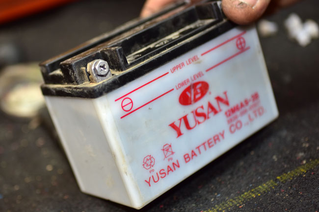 TT250 Battery Maintenance Image