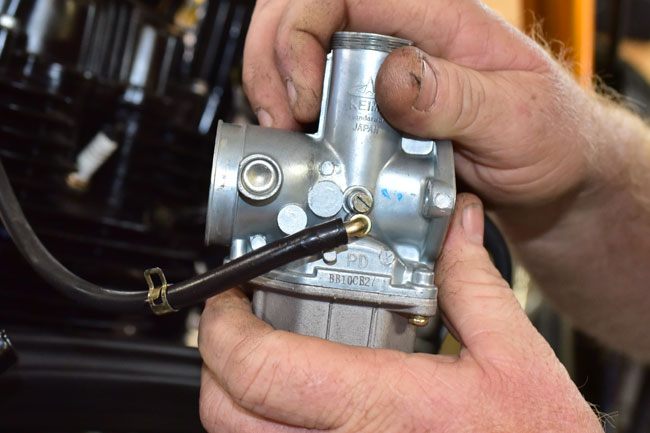 TT250 Carburetor Maintenance Image