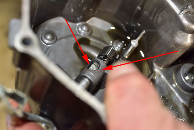 TT250 Clutch Cable Installation and Adjustment Image