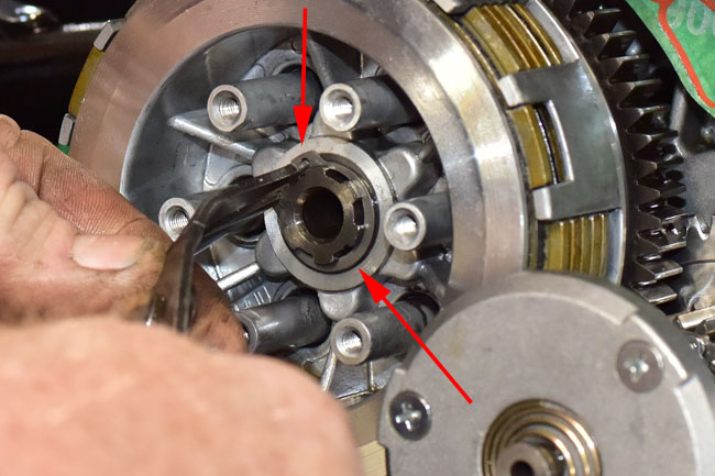 TT250 Clutch Replacement Image