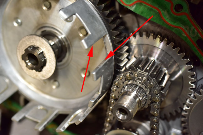 TT250 Clutch Replacement Image