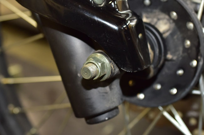 TT250 Front Wheel Removal and Installation